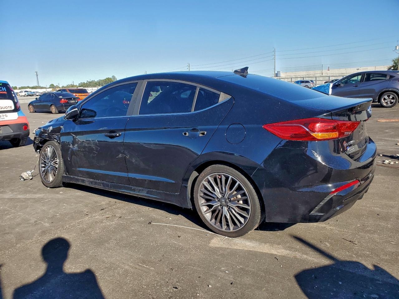 2018 HYUNDAI ELANTRA SPORT photo 2