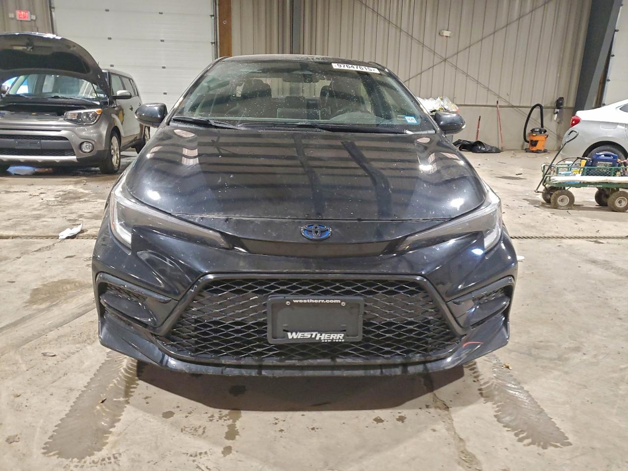 2024 TOYOTA COROLLA LE photo 5