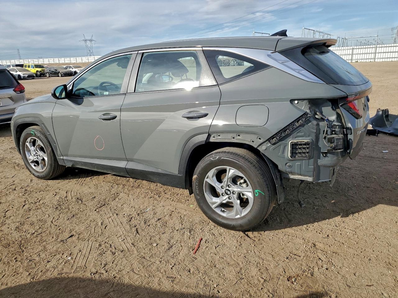 2024 HYUNDAI TUCSON SE photo 2