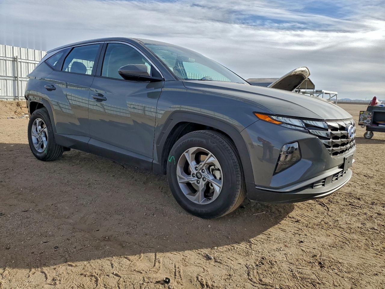2024 HYUNDAI TUCSON SE photo 4