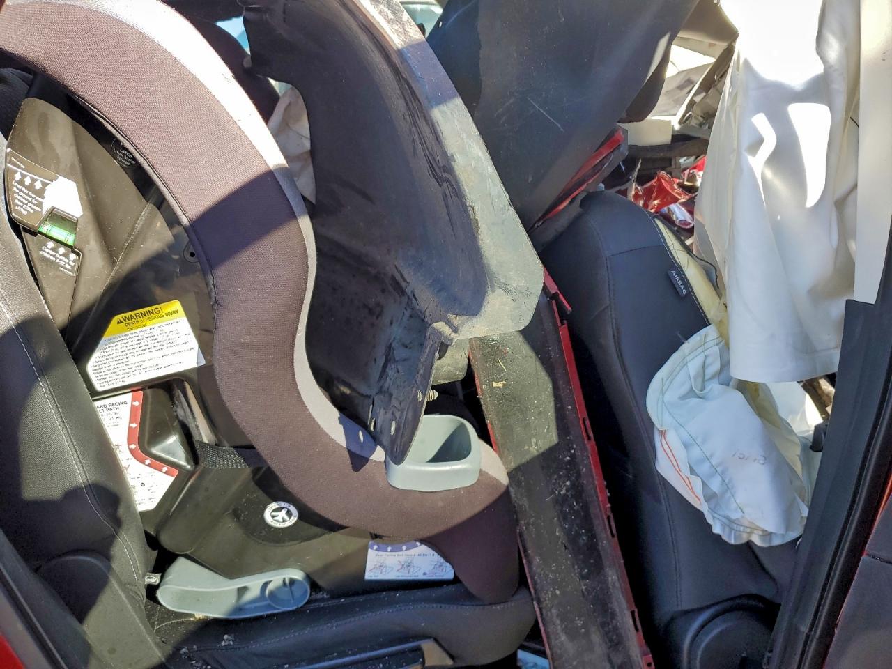 2017 FORD ESCAPE SE photo 21