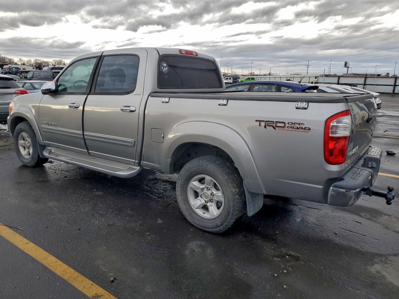 2006 TOYOTA TUNDRA DOUBLE CAB SR5 photo 2