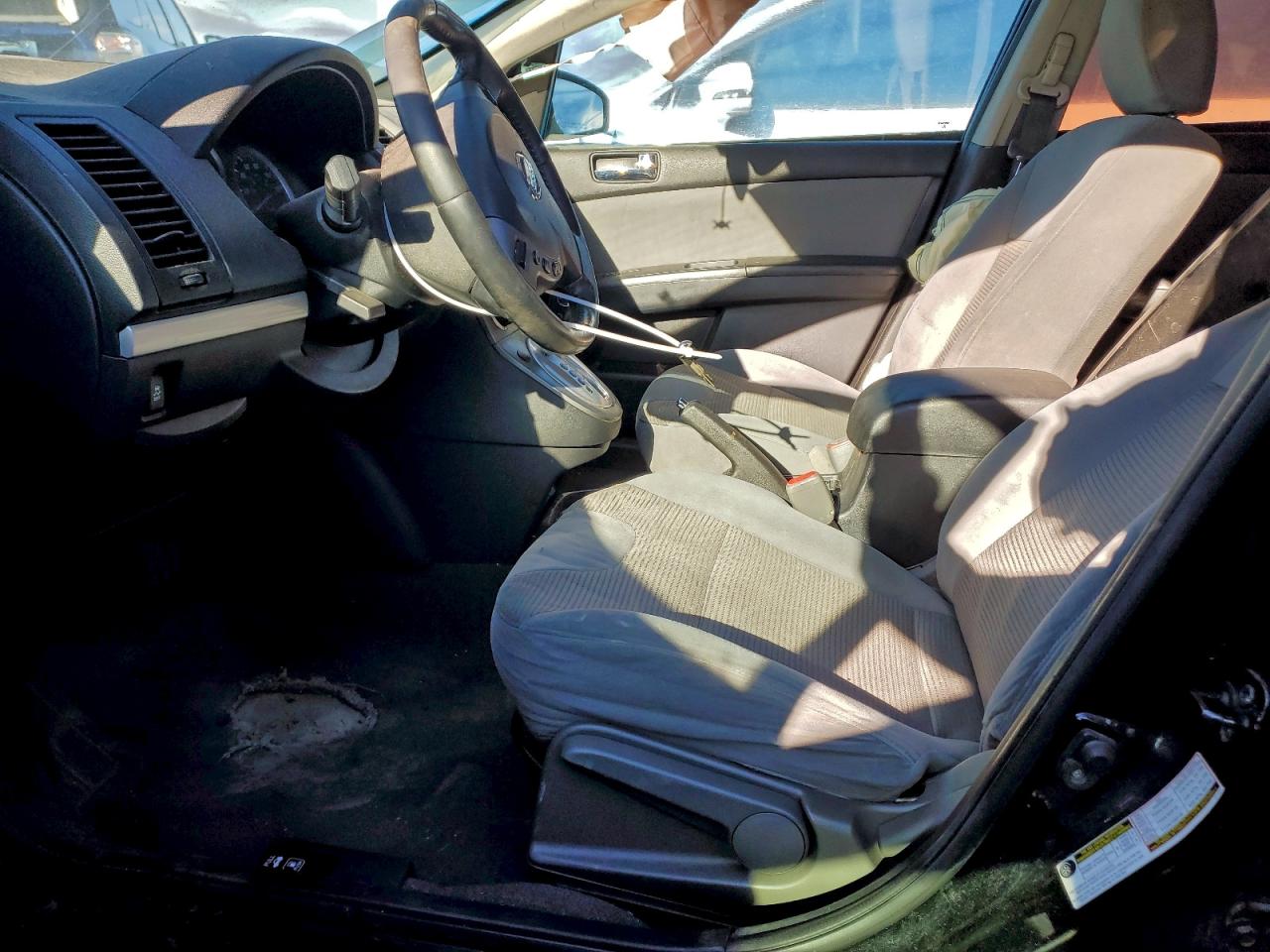 2012 NISSAN SENTRA 2.0 photo 13