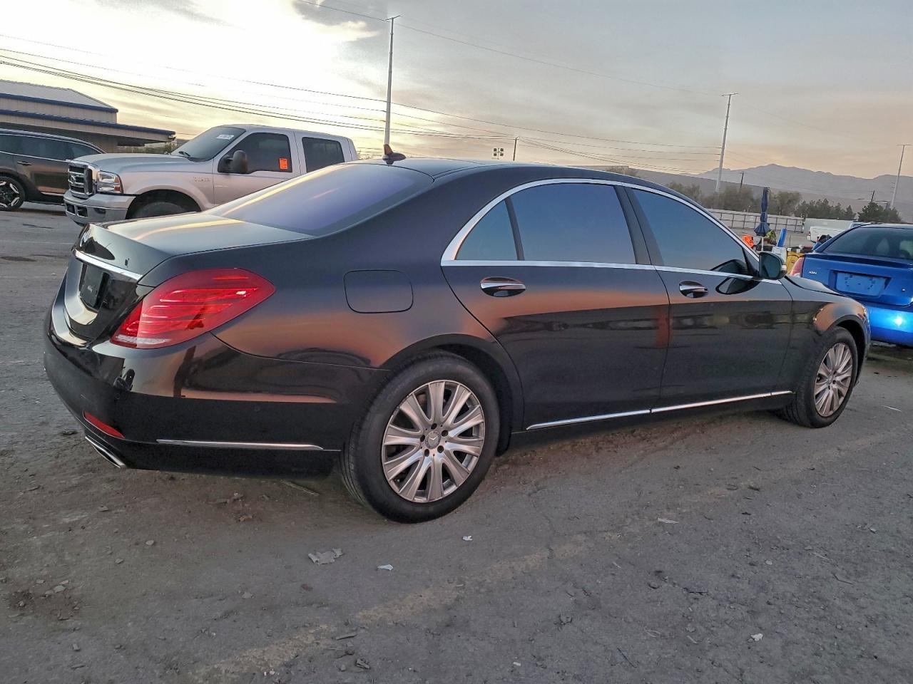 2015 MERCEDES-BENZ S 550 photo 5