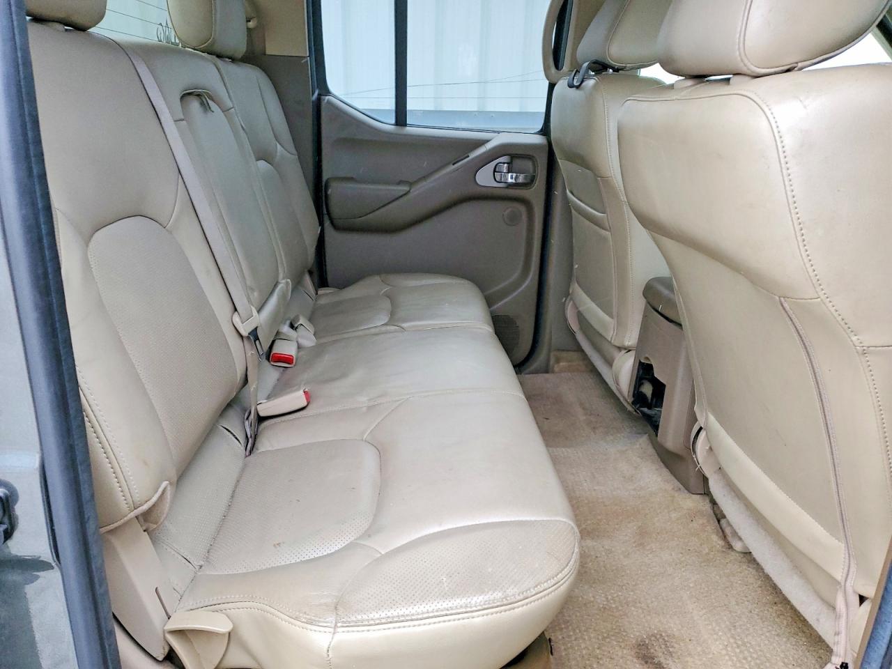 2005 NISSAN FRONTIER CREW CAB LE photo 10