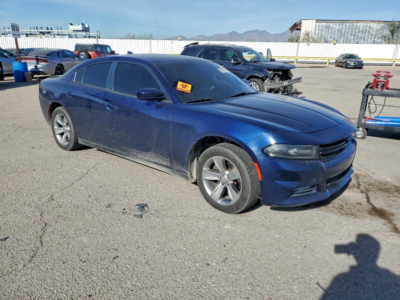 2016 DODGE CHARGER photo 4