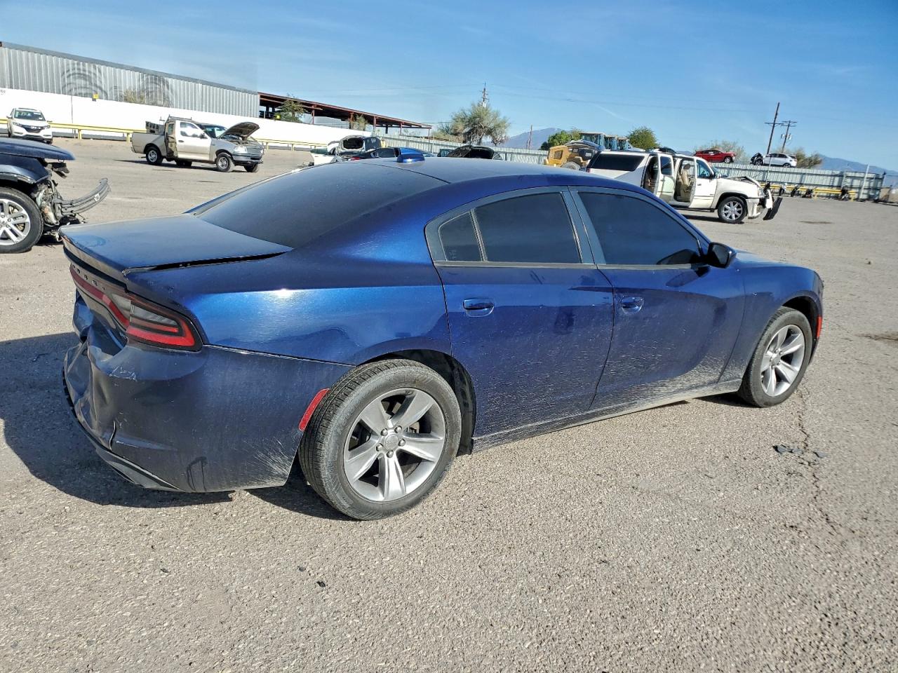 2016 DODGE CHARGER photo 3
