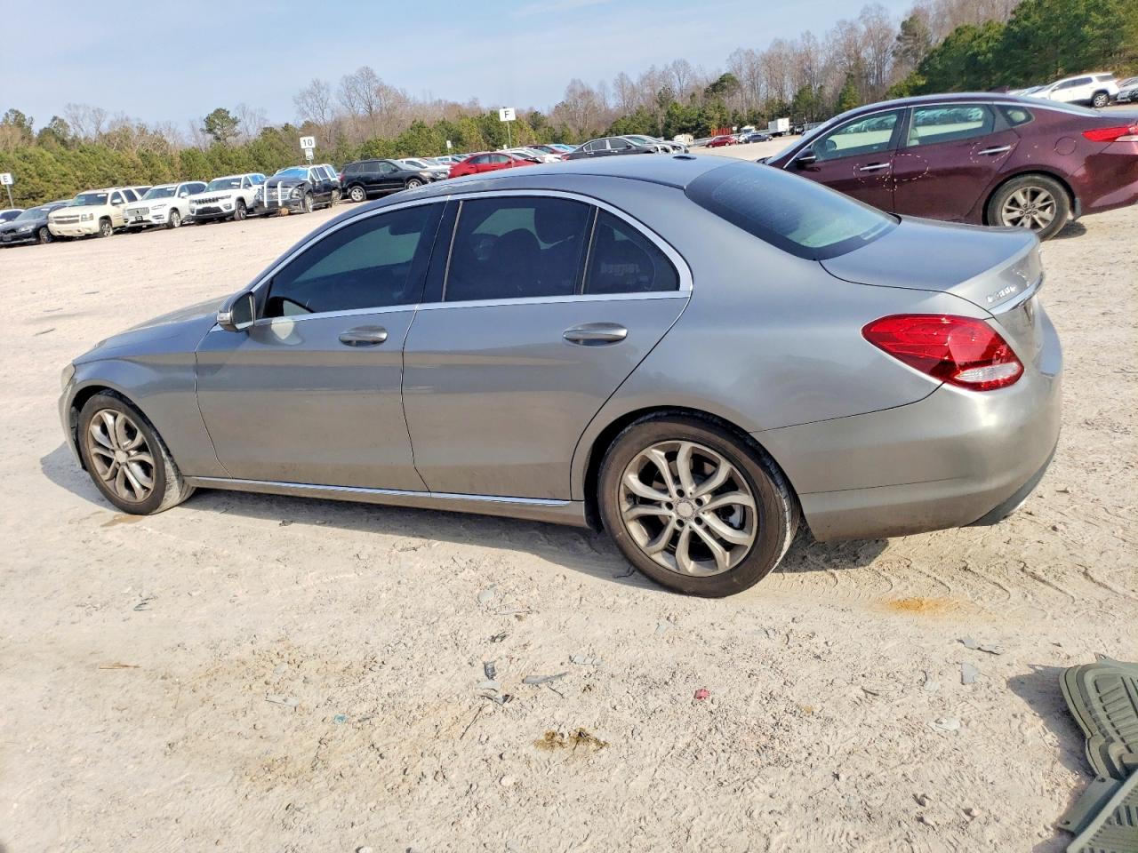 2015 MERCEDES-BENZ C 300 photo 3