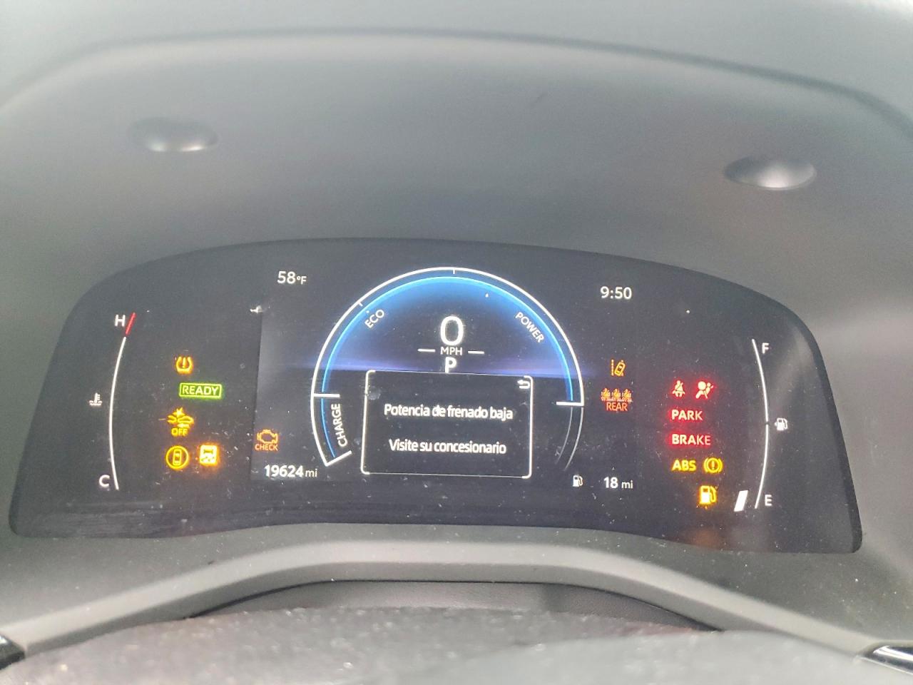 2025 TOYOTA CAMRY XSE photo 9