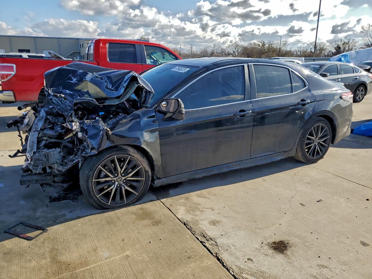 2023 TOYOTA CAMRY
