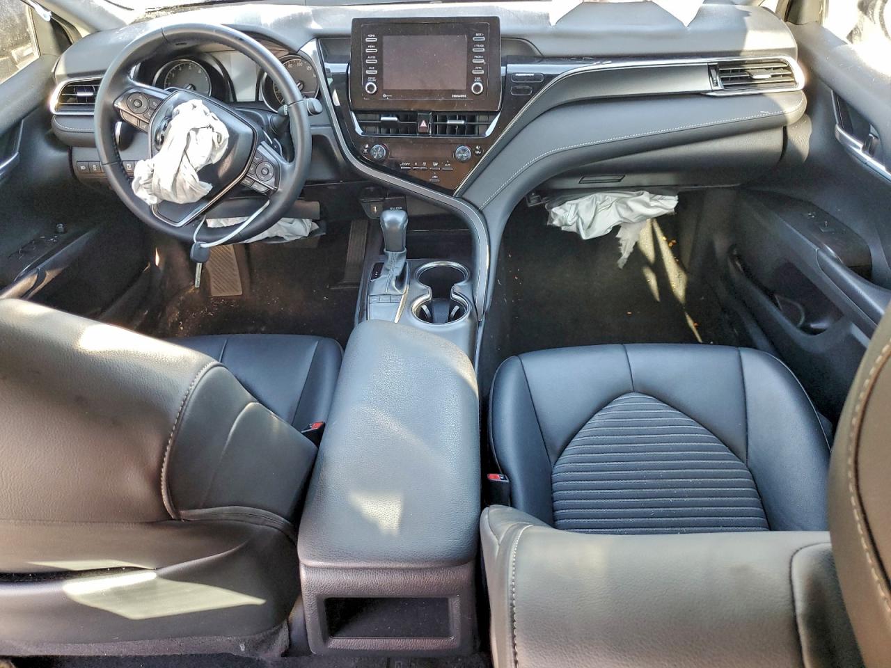 2023 TOYOTA CAMRY SE NIGHT SHADE photo 8