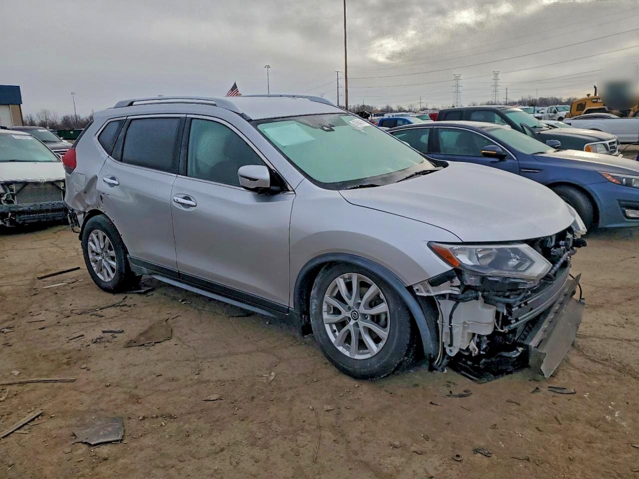 2019 NISSAN ROGUE S photo 4
