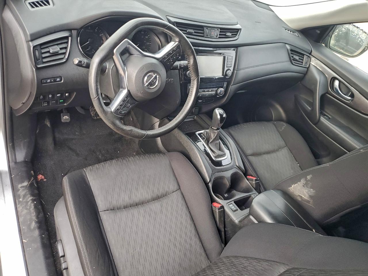 2019 NISSAN ROGUE S photo 8