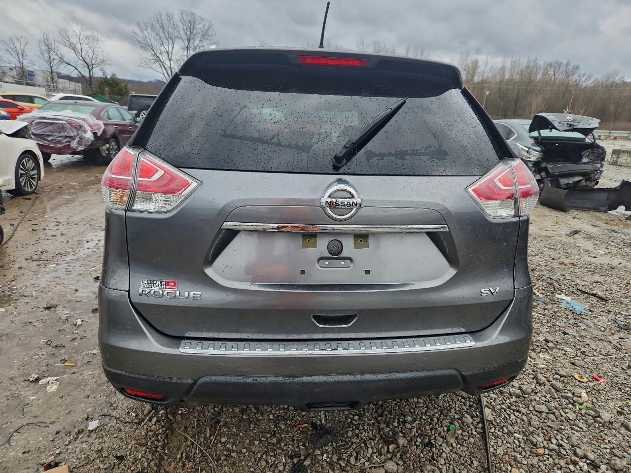 2016 NISSAN ROGUE SV photo 6