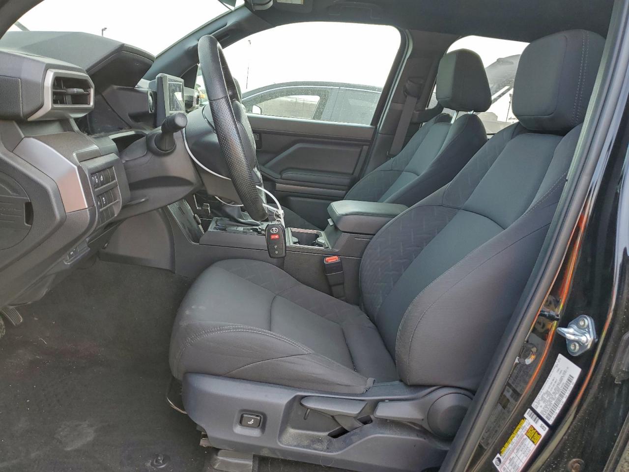 2025 TOYOTA TACOMA DOUBLE CAB photo 7