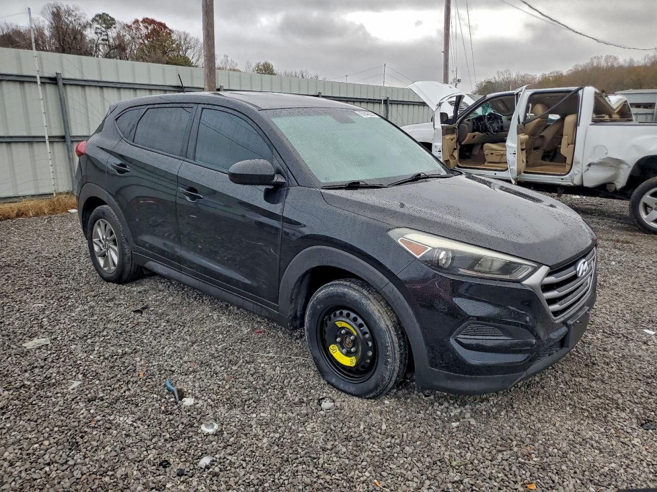 2017 HYUNDAI TUCSON SE photo 7