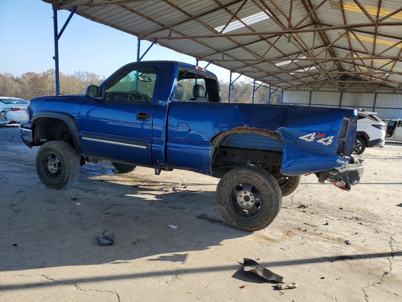 2004 CHEVROLET SILVERADO K1500 photo 2