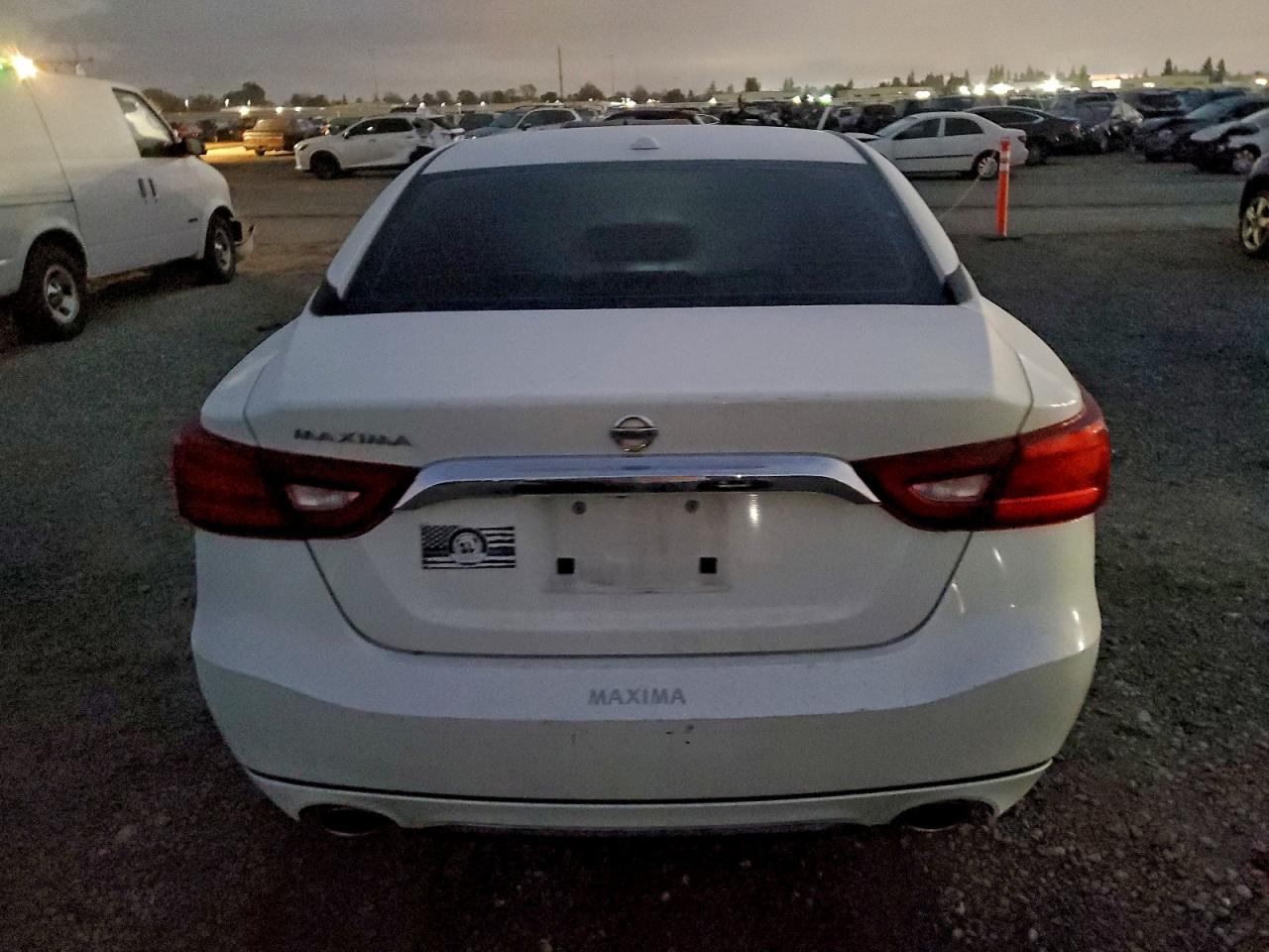 2017 NISSAN MAXIMA 3.5S photo 6