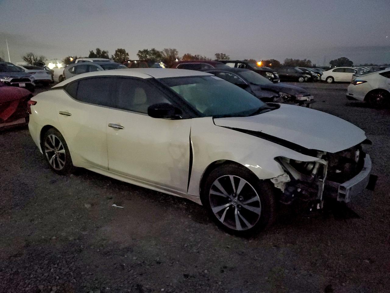 2017 NISSAN MAXIMA 3.5S photo 4