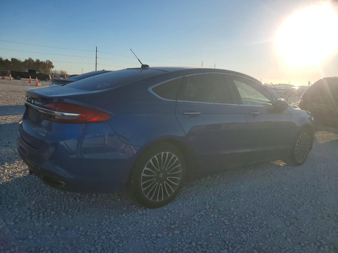 2017 FORD FUSION SE photo 3