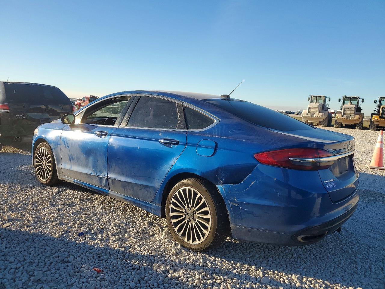2017 FORD FUSION SE photo 2