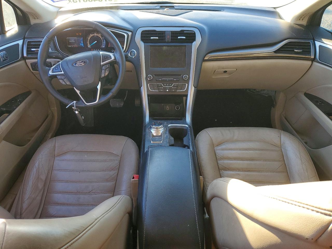 2017 FORD FUSION SE photo 8