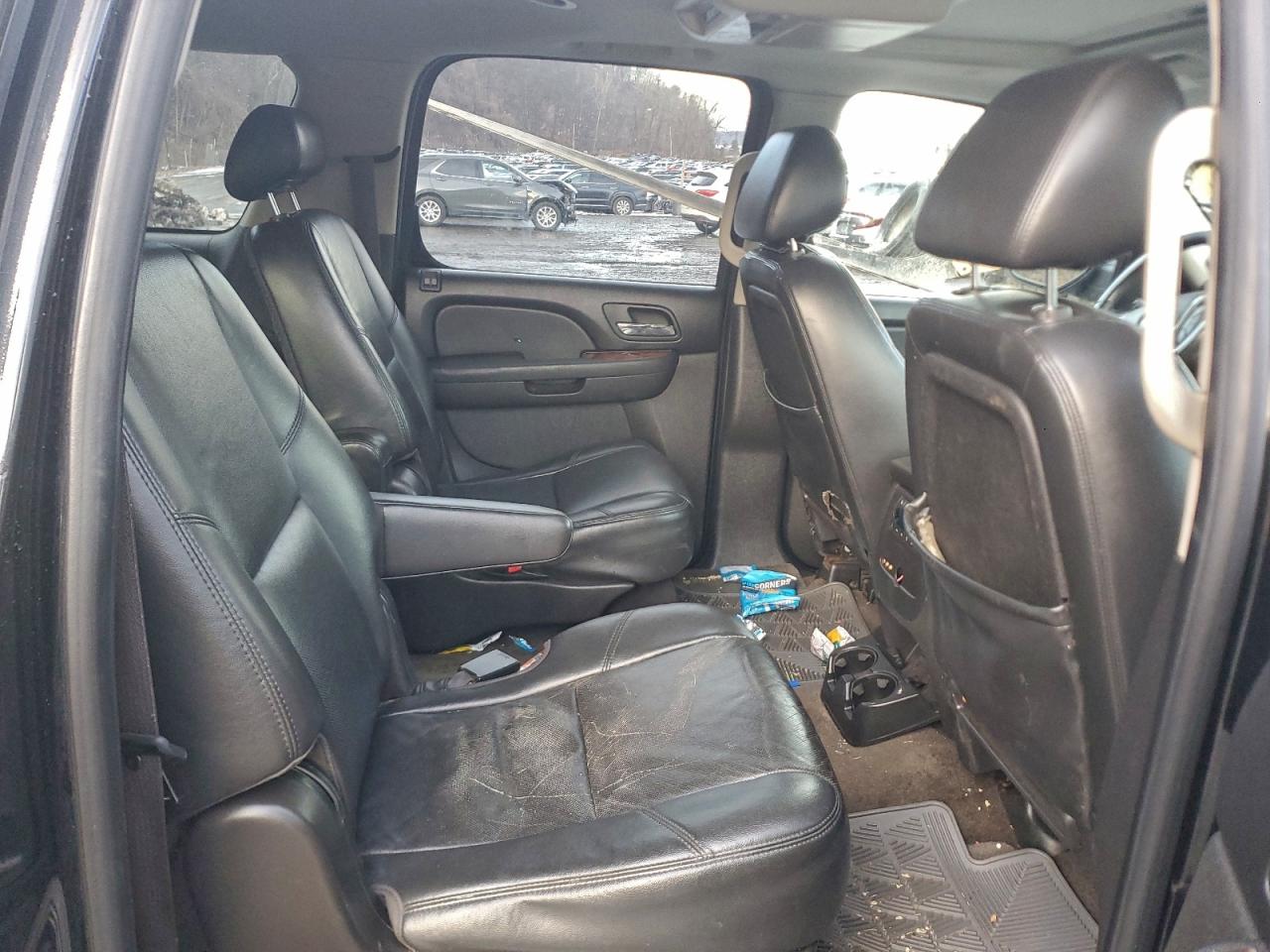 2009 CHEVROLET SUBURBAN K1500 LTZ photo 11