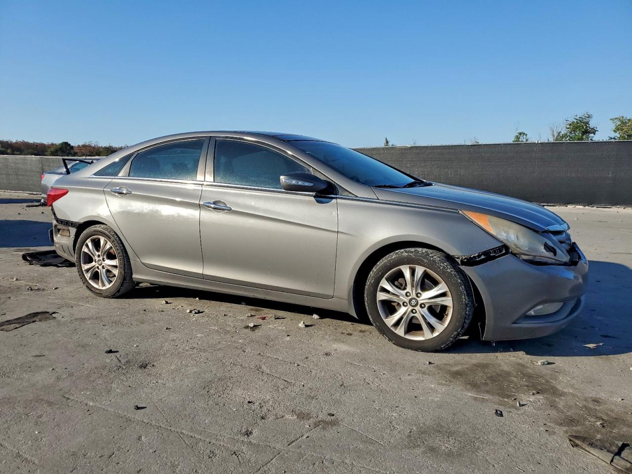 2013 HYUNDAI SONATA SE photo 4