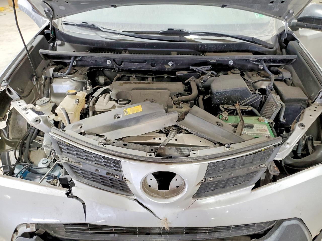 2013 TOYOTA RAV4 LE photo 12