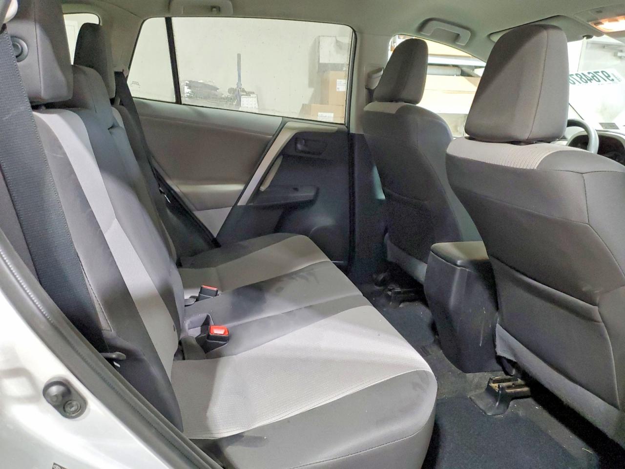 2013 TOYOTA RAV4 LE photo 11