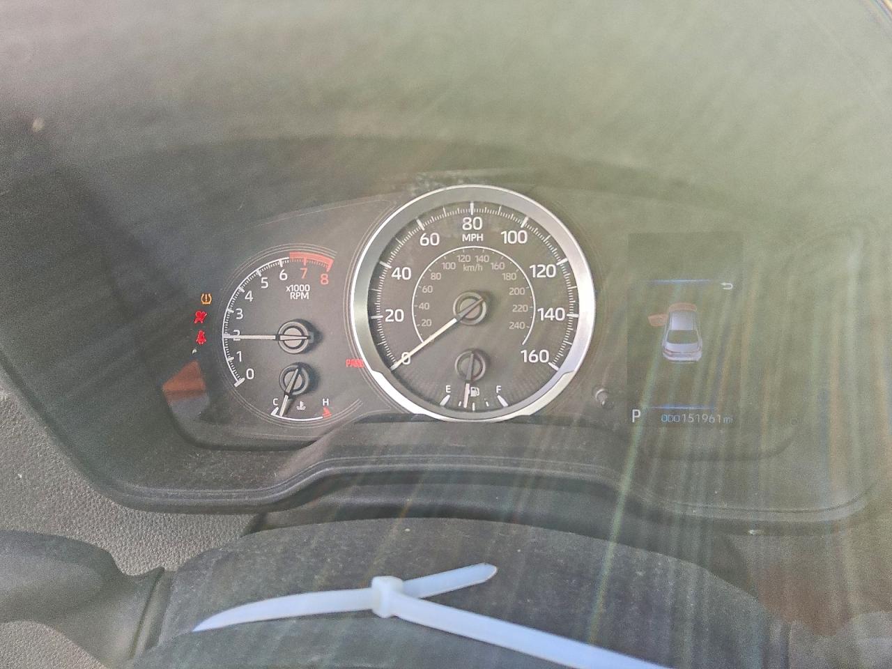 2021 TOYOTA COROLLA LE photo 9