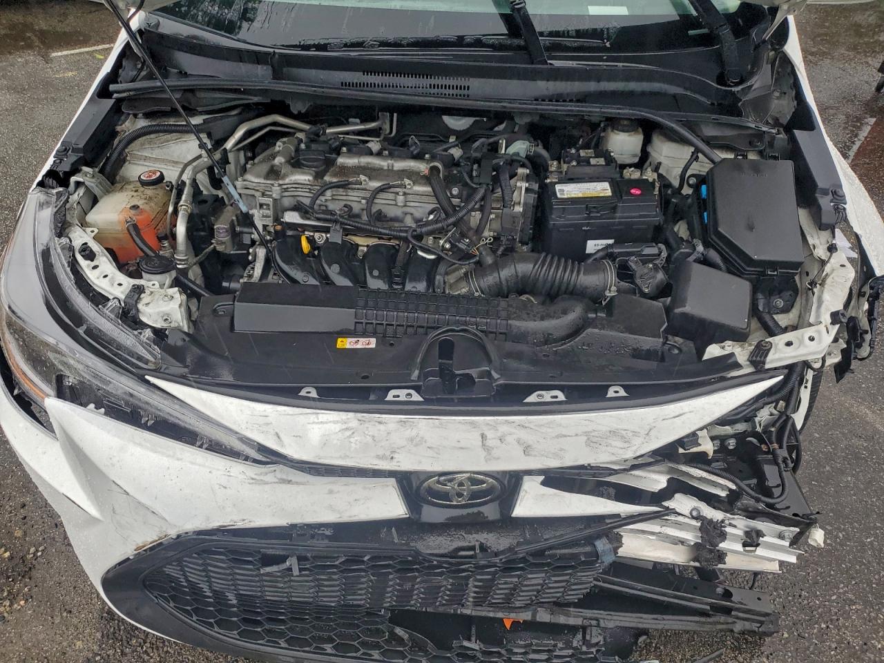 2021 TOYOTA COROLLA LE photo 11