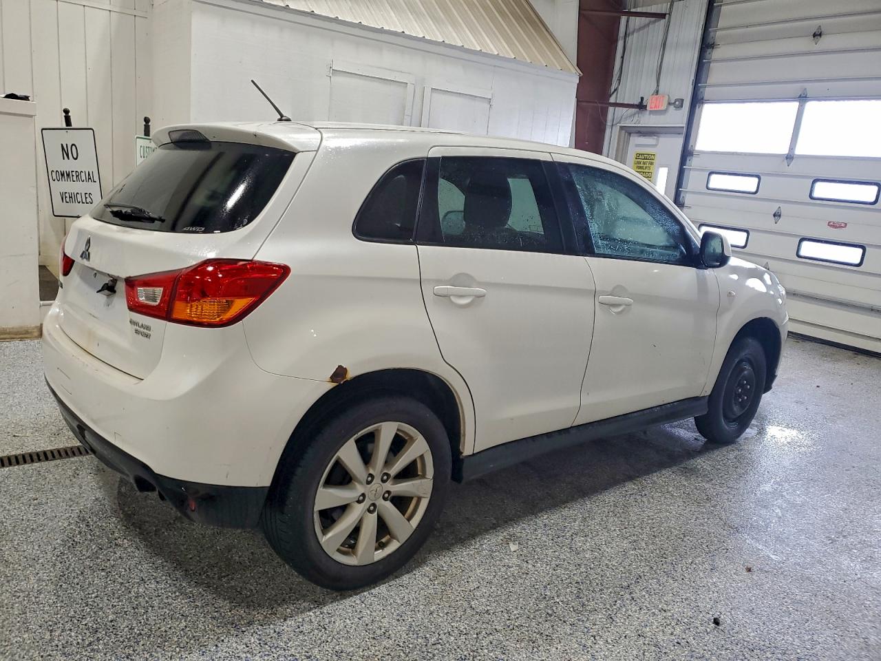 2014 MITSUBISHI OUTLANDER SPORT ES photo 3