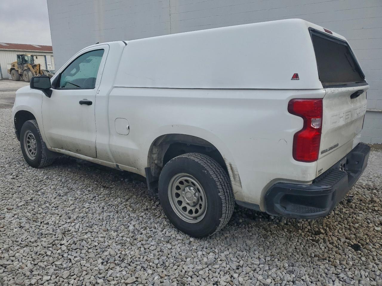 2023 CHEVROLET SILVERADO C1500 photo 2