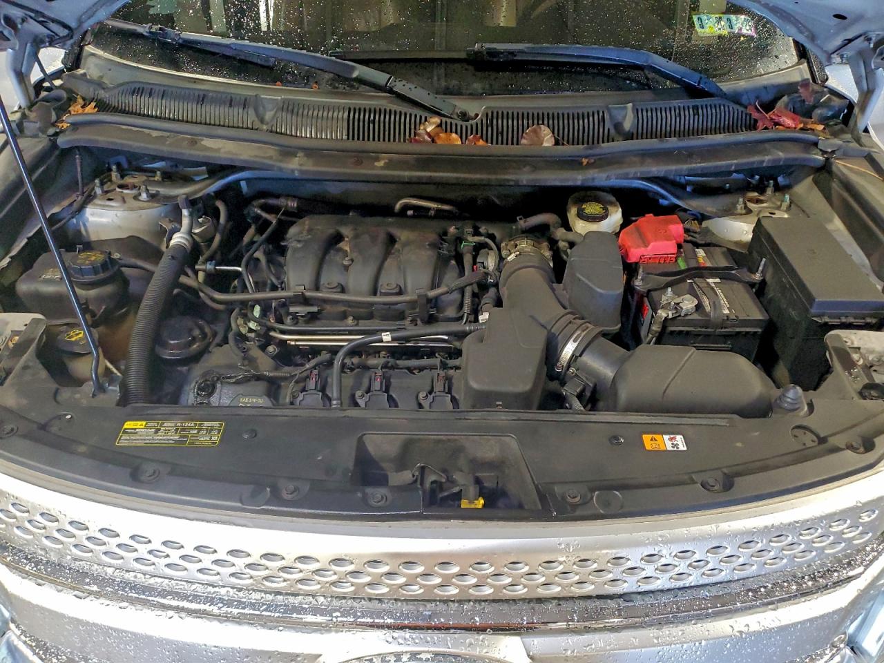2011 FORD EXPLORER XLT photo 12