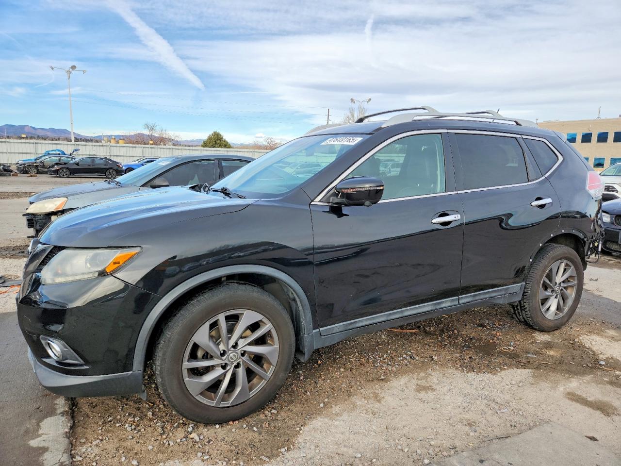 2016 NISSAN ROGUE