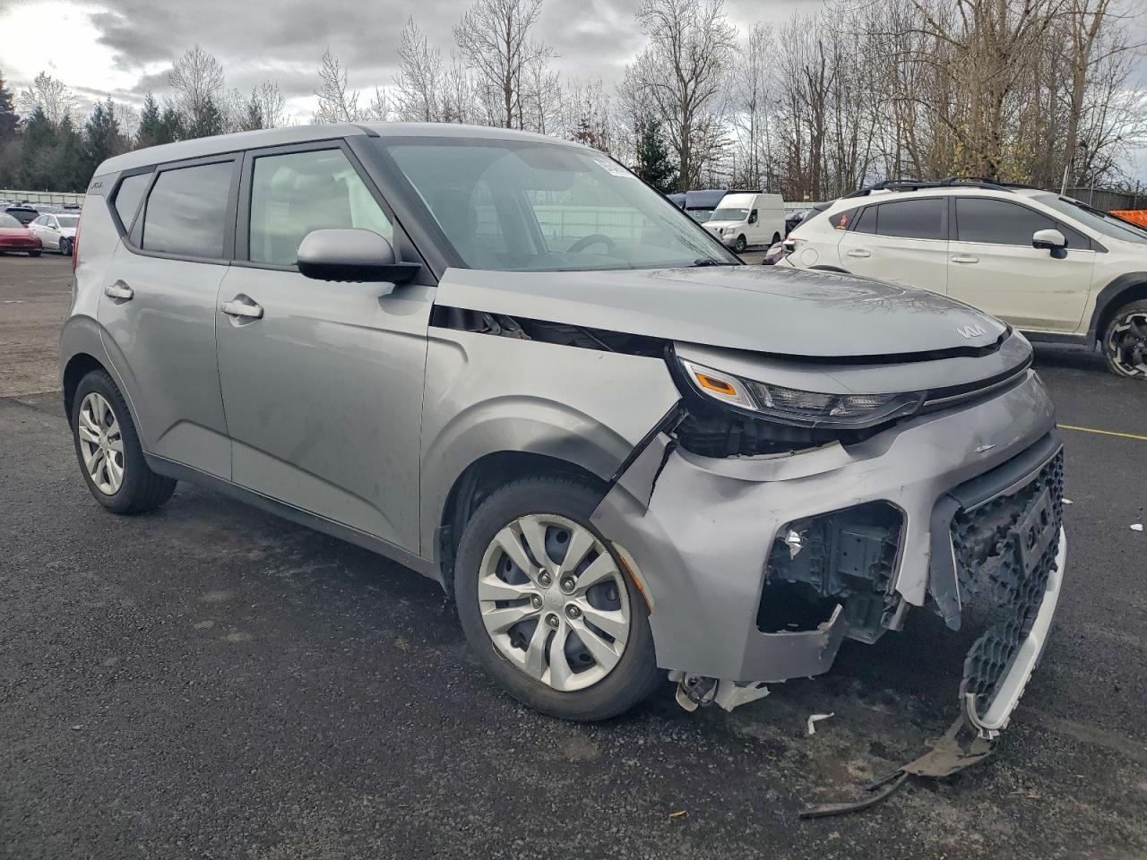2022 KIA SOUL LX photo 4