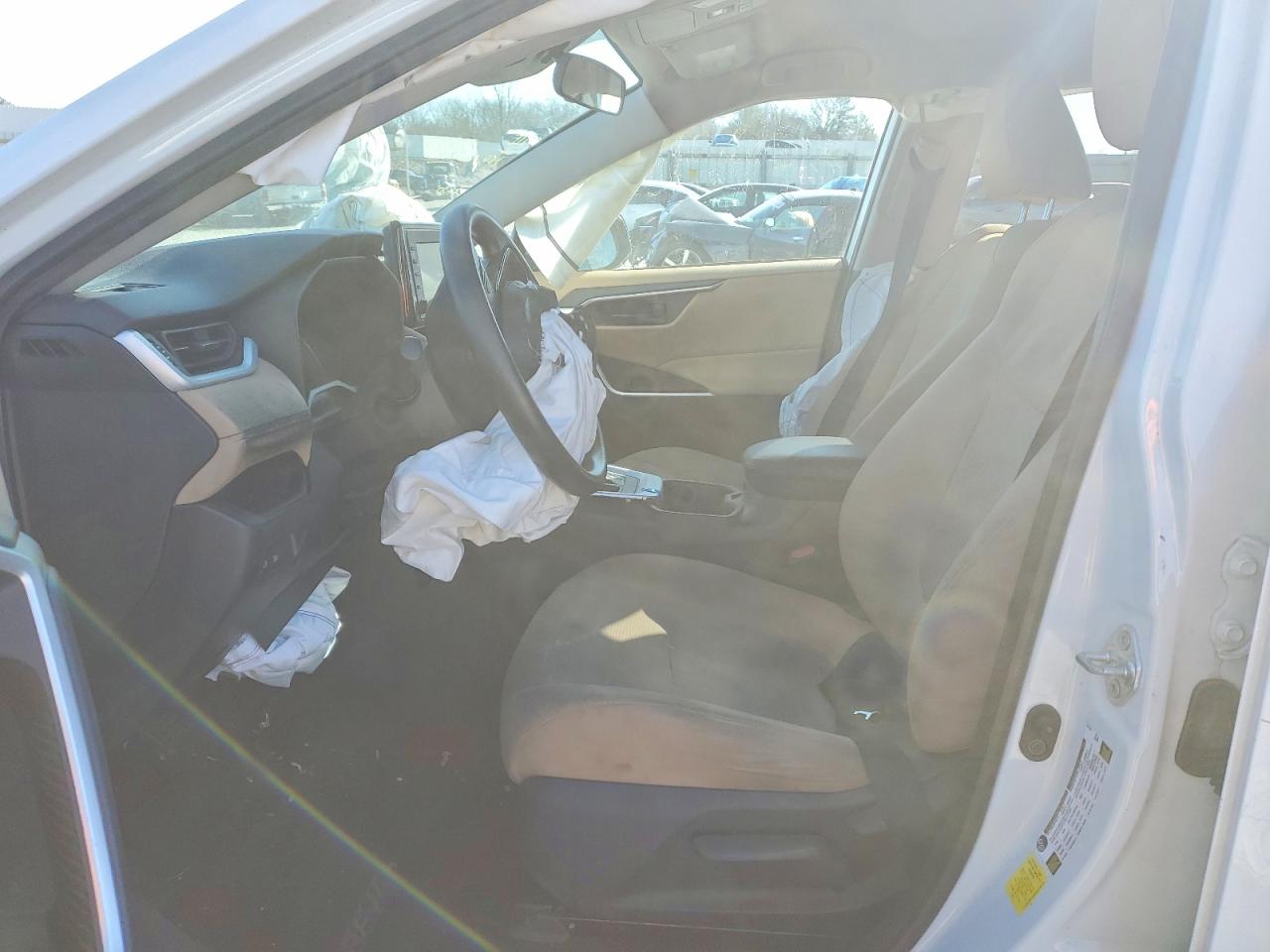 2019 TOYOTA RAV4 LE photo 7