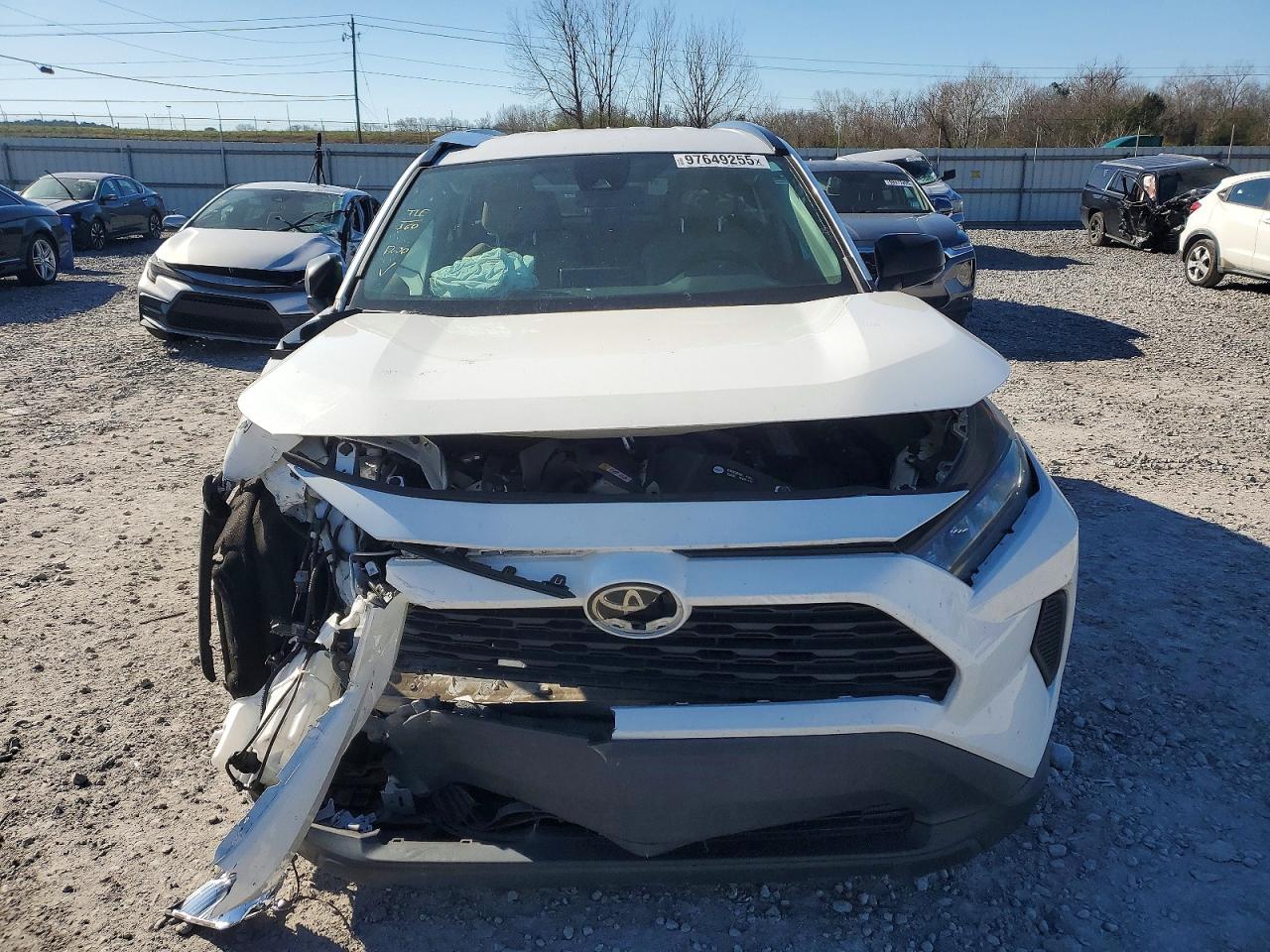 2019 TOYOTA RAV4 LE photo 5