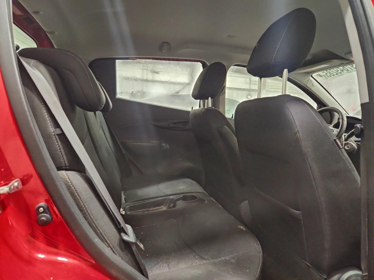 2017 CHEVROLET SPARK 1LT photo 10