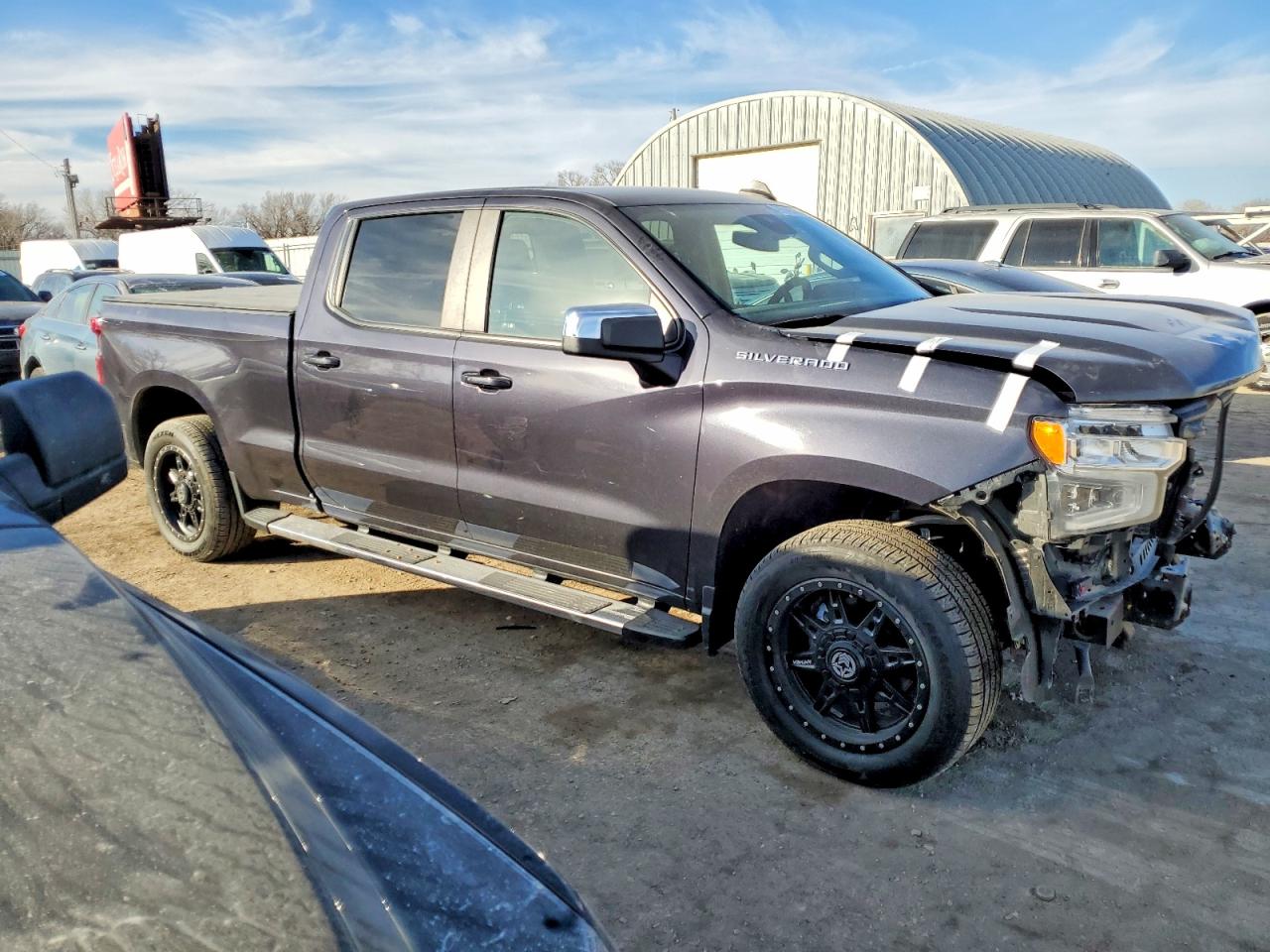 2024 CHEVROLET SILVERADO C1500 LT photo 10