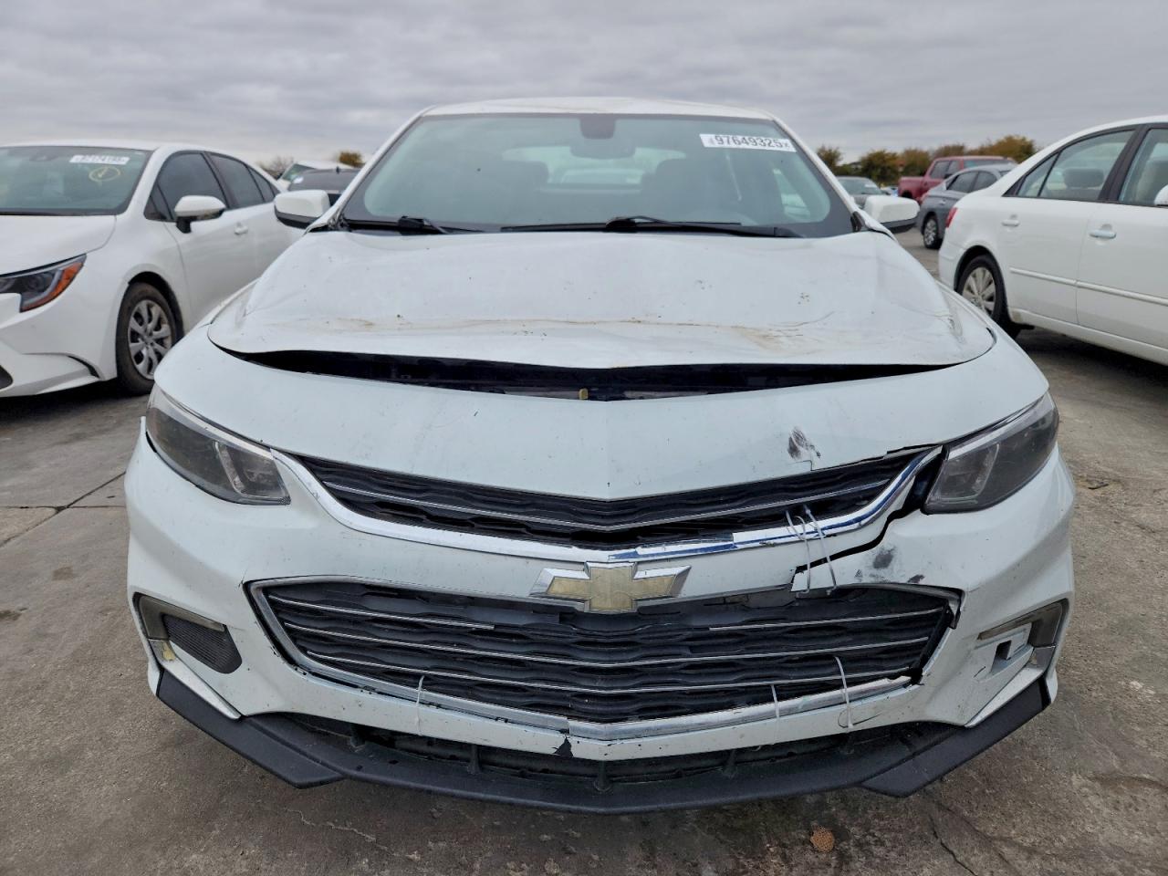 2017 CHEVROLET MALIBU LT photo 5