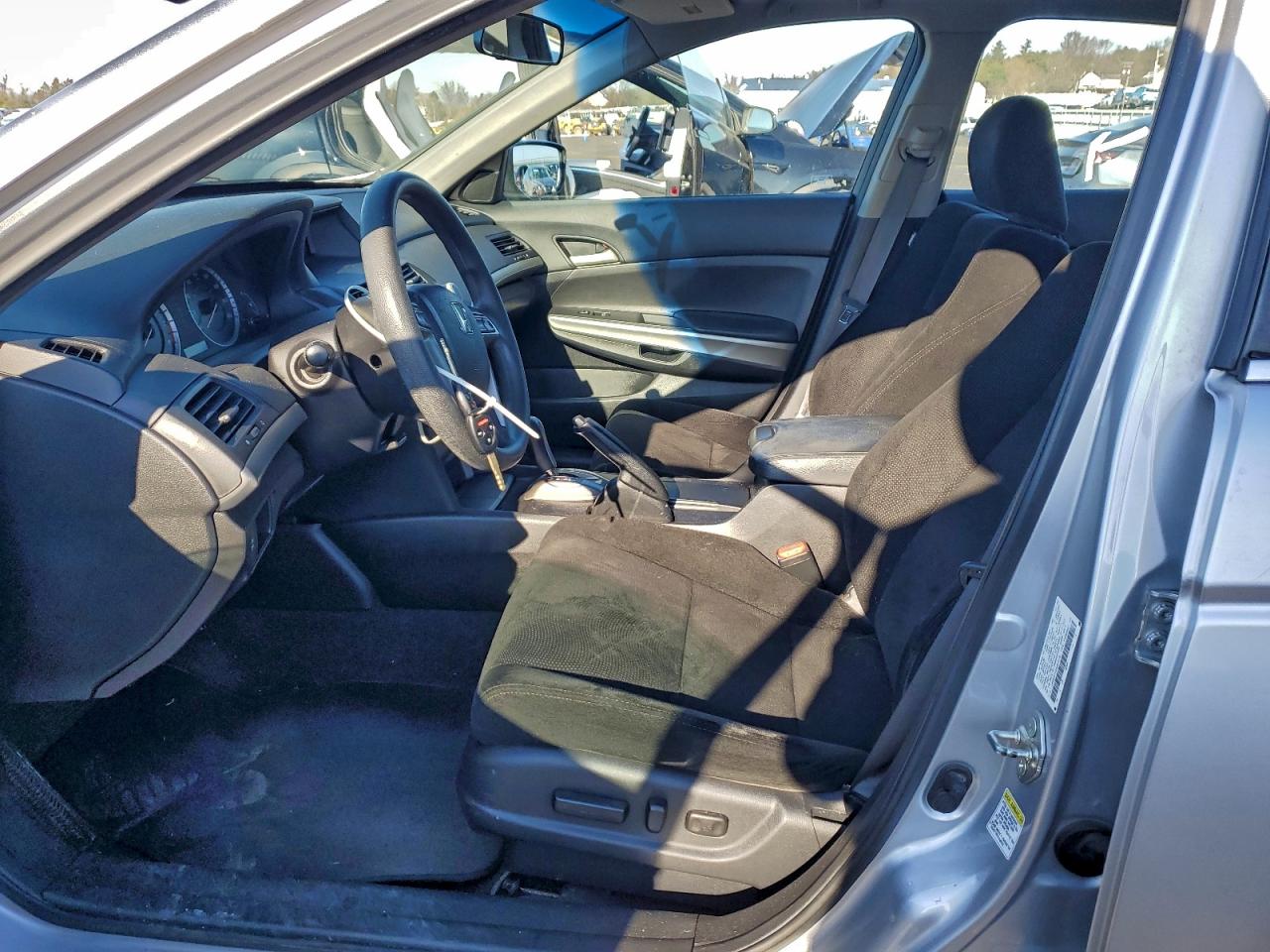 2010 HONDA ACCORD EX photo 7