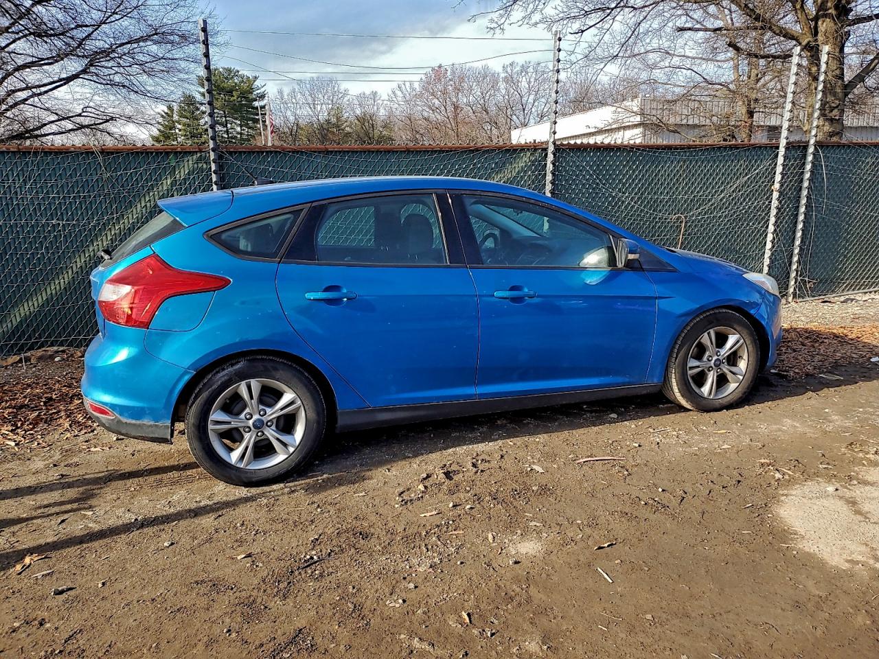 2013 FORD FOCUS SE photo 3