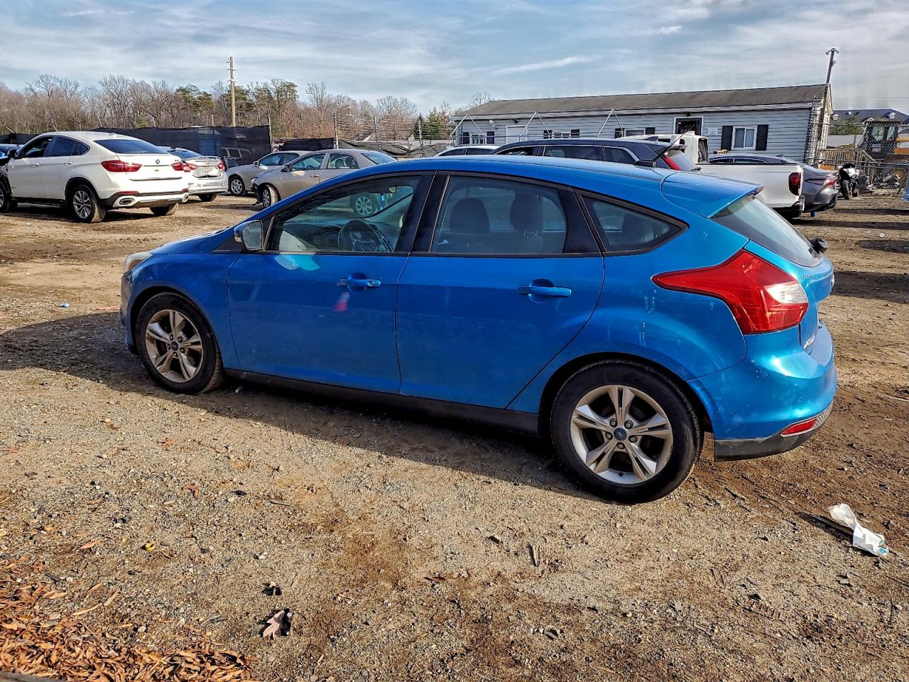 2013 FORD FOCUS SE photo 2