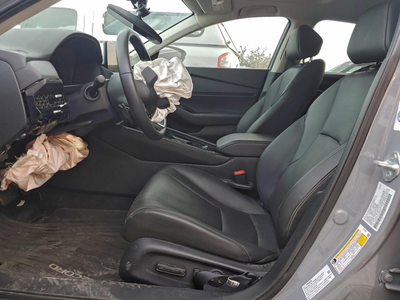 2025 HONDA ACCORD TOURING HYBRID photo 7