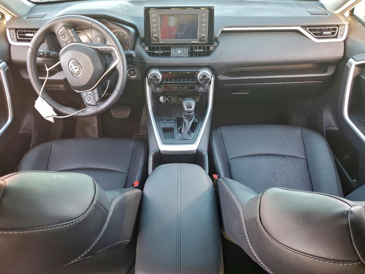 2022 TOYOTA RAV4 XLE PREMIUM photo 8