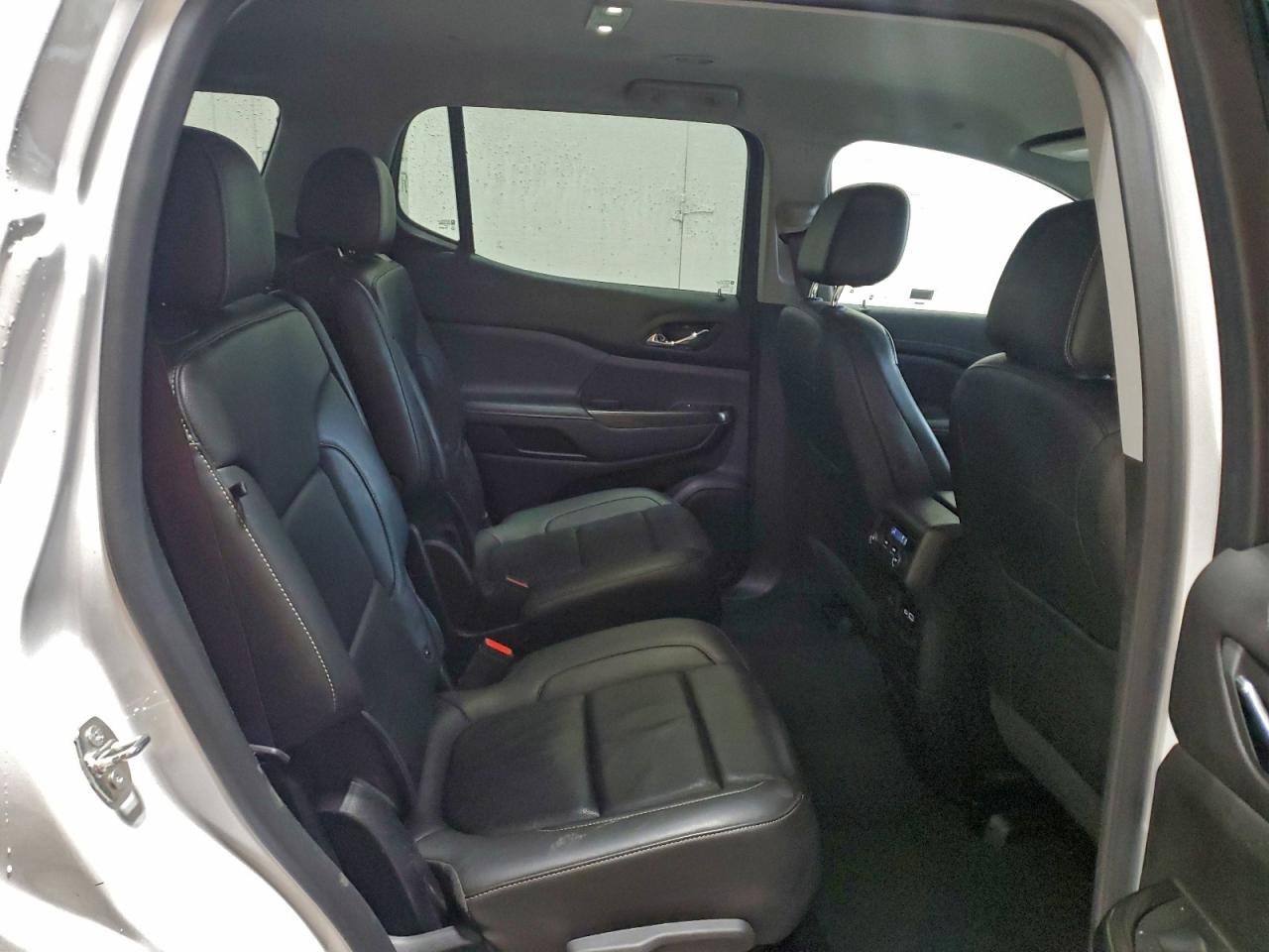 2023 GMC ACADIA SLT photo 11