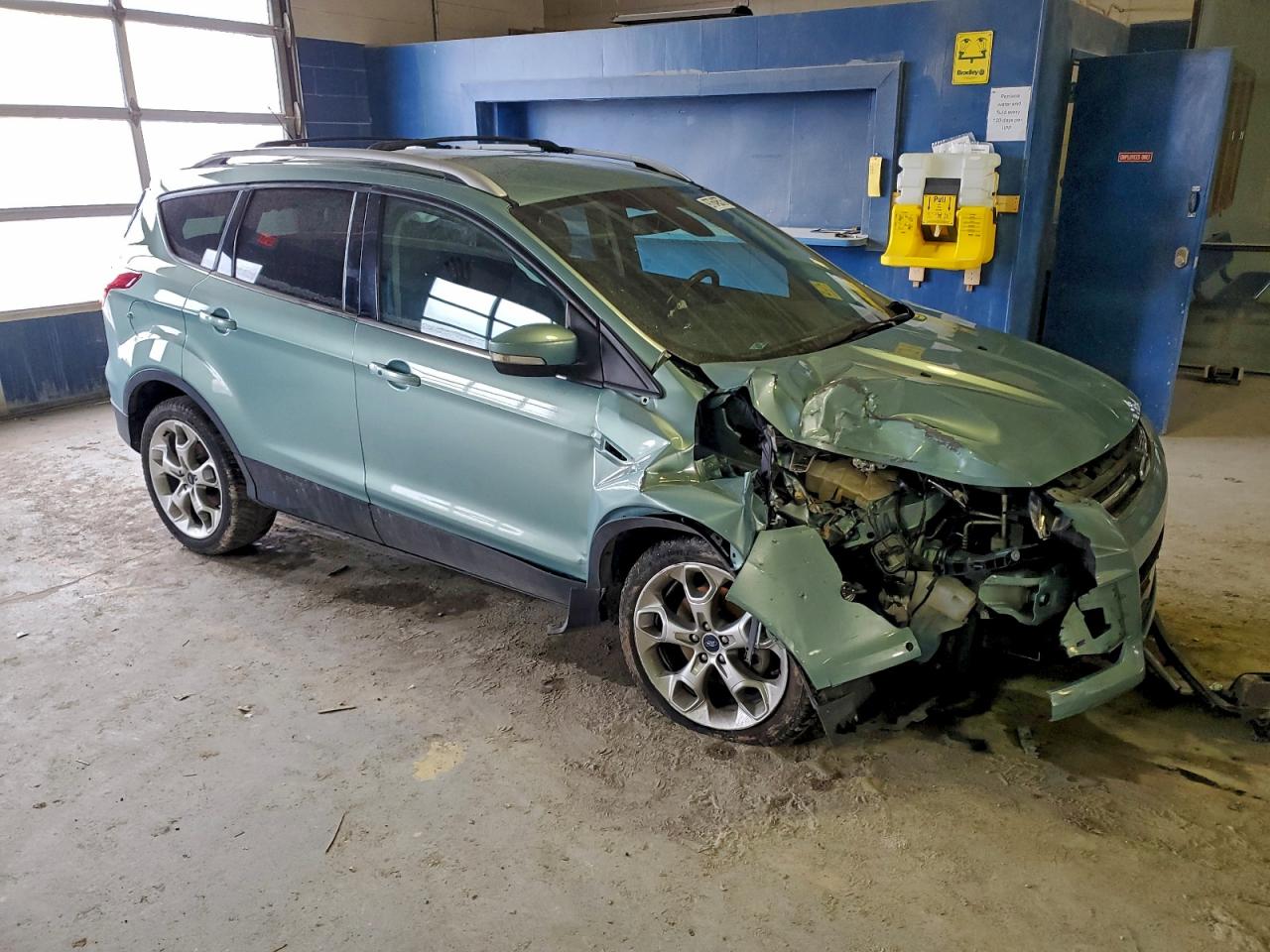 2013 FORD ESCAPE TITANIUM photo 4