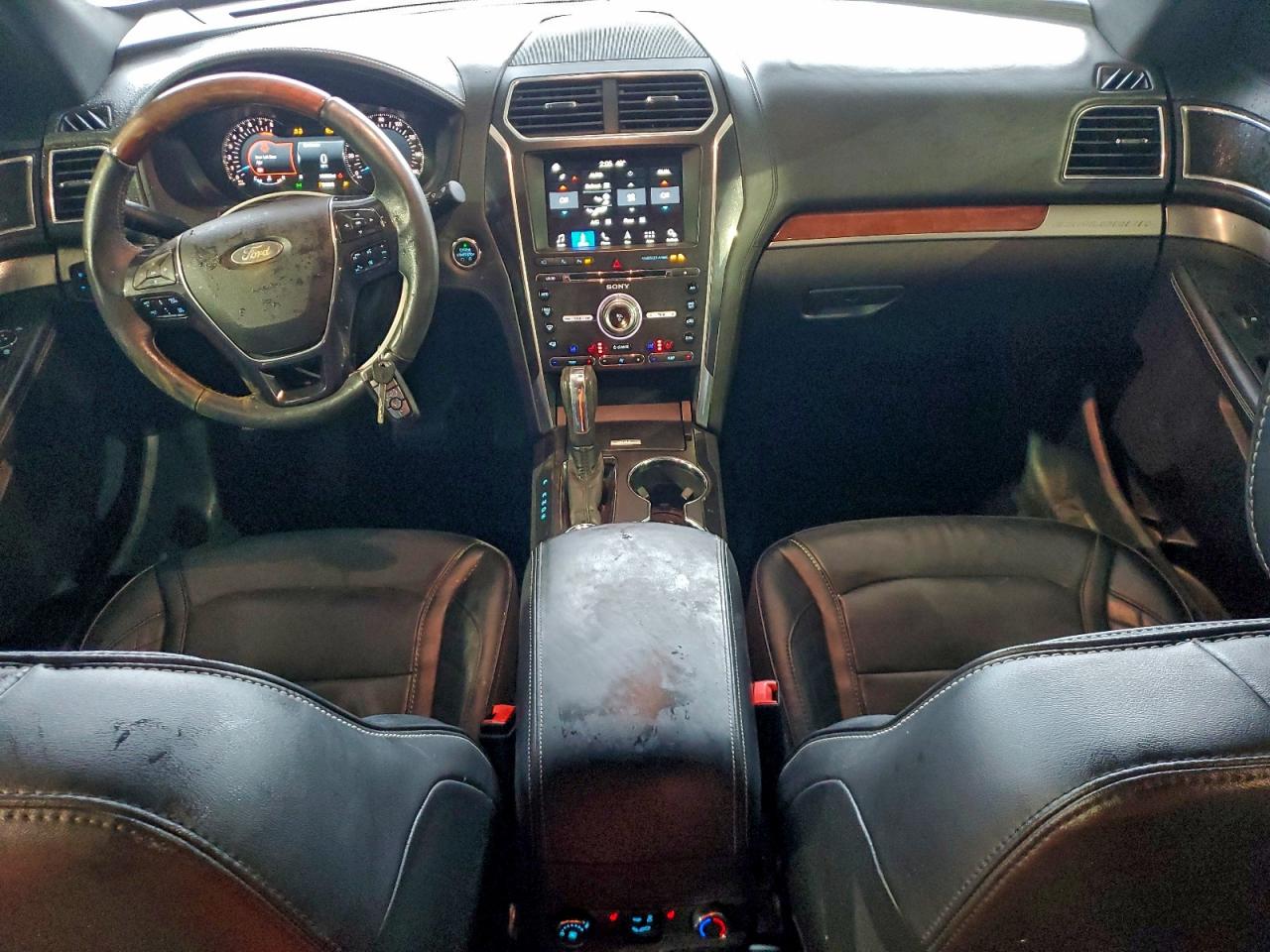 2018 FORD EXPLORER PLATINUM photo 8